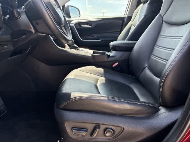 Used 2023 Toyota RAV4 XLE Premium FWD image 18