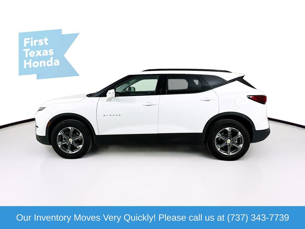 Used 2023 Chevrolet Blazer LT FWD image 4