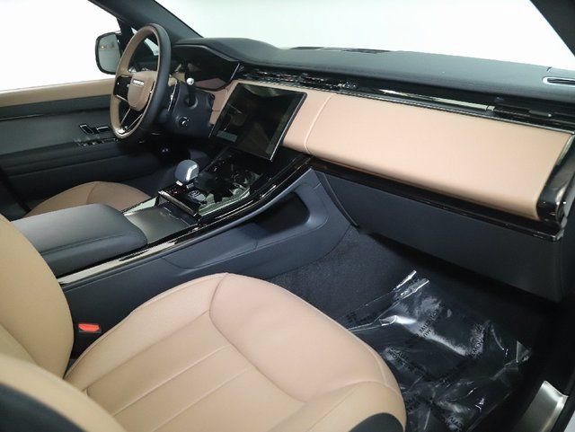 Used 2024 Land Rover Range Rover Sport Dynamic SE AWD/4WD image 30