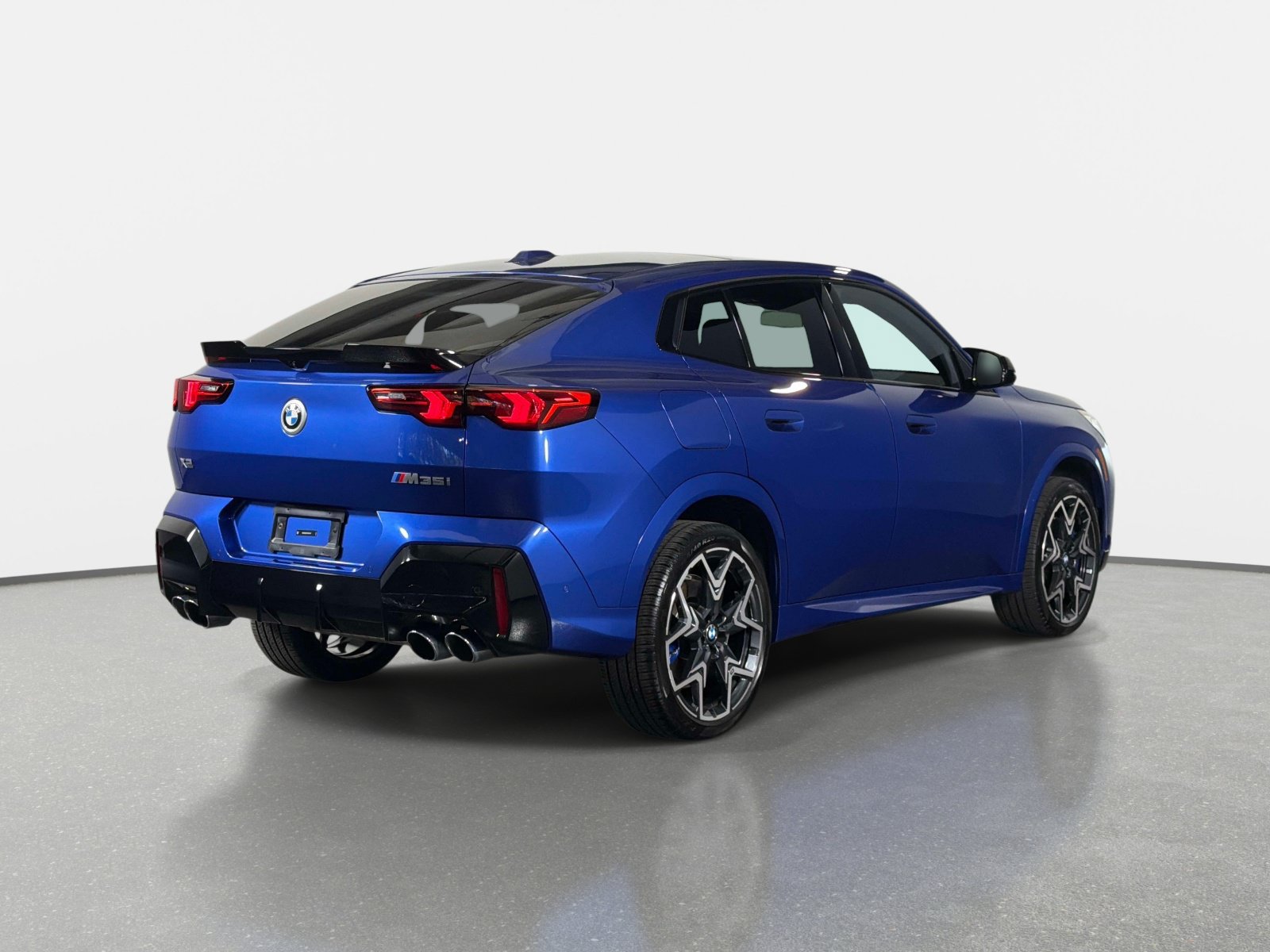 Used 2025 BMW X2 M35i AWD/4WD image 7
