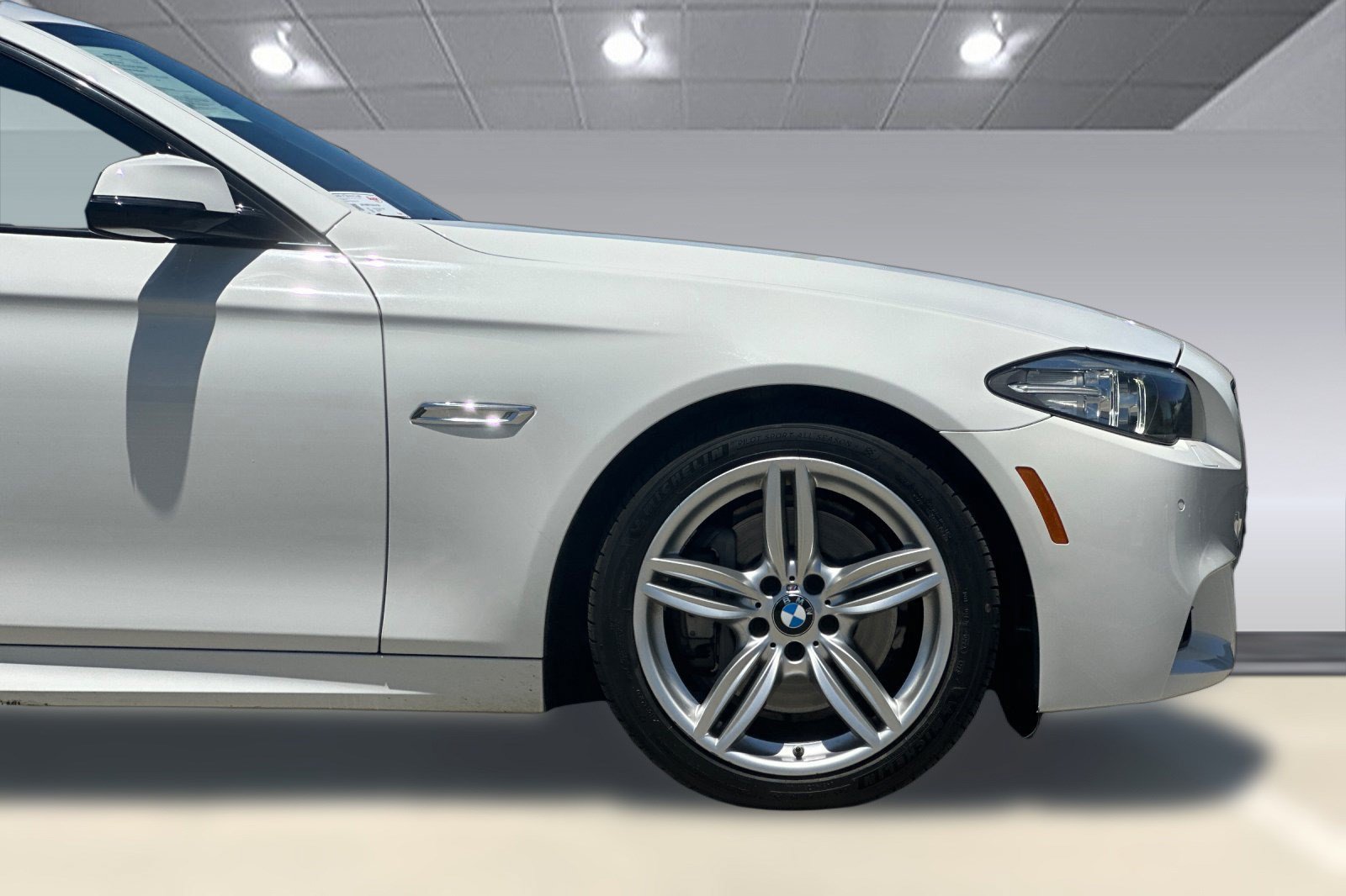 Used 2016 BMW 535i Sedan RWD image 34