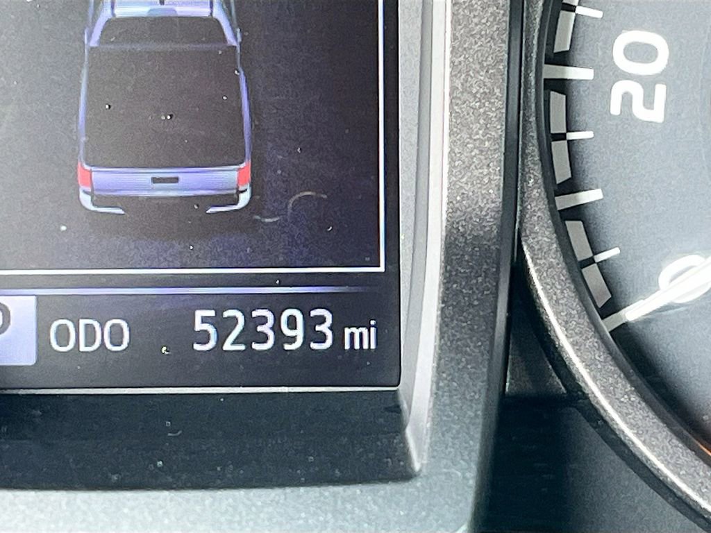 Used 2019 Toyota Tacoma TRD Off-Road w/ Technology Package image 12