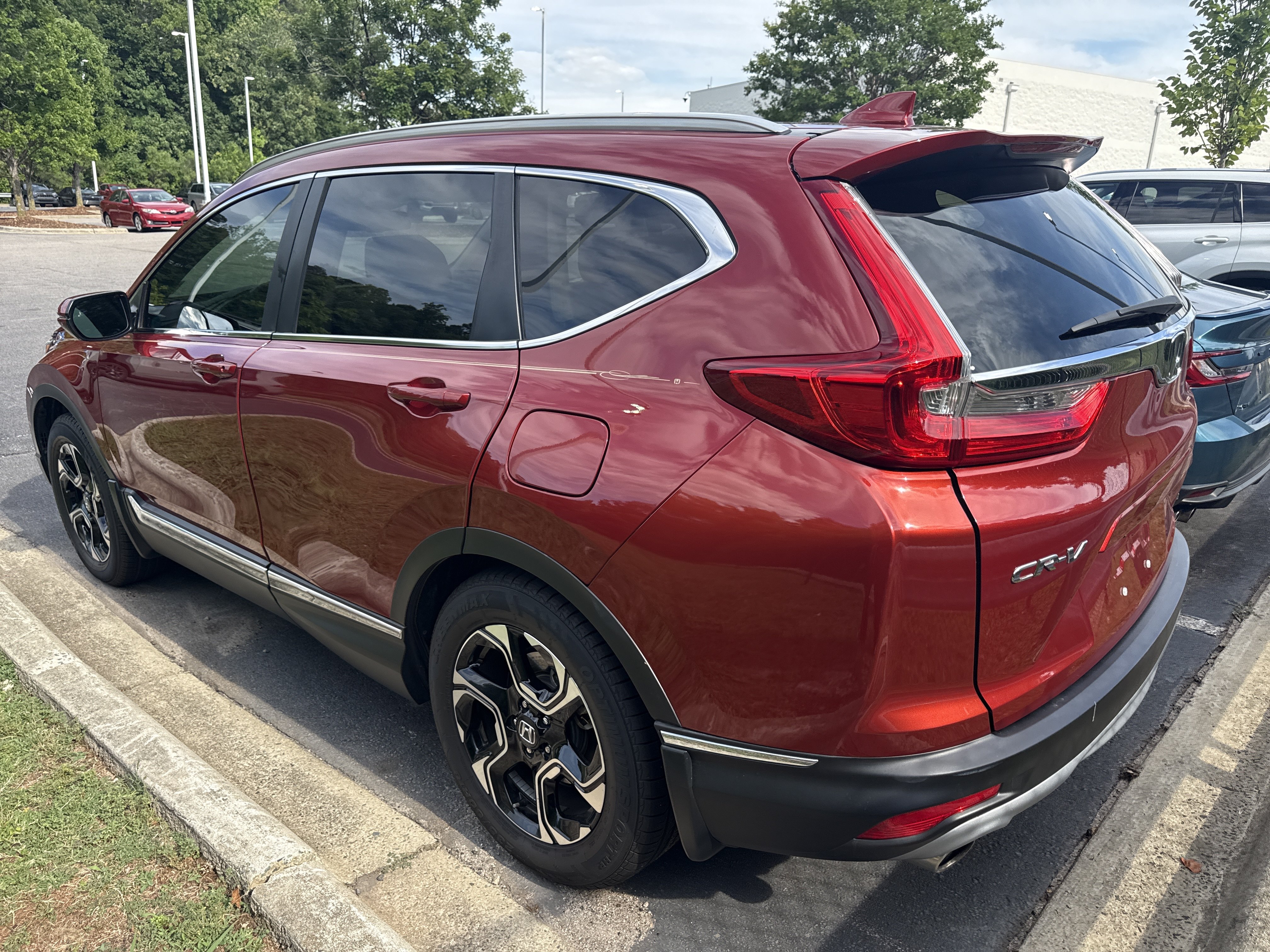 Used 2019 Honda CR-V Touring image 45