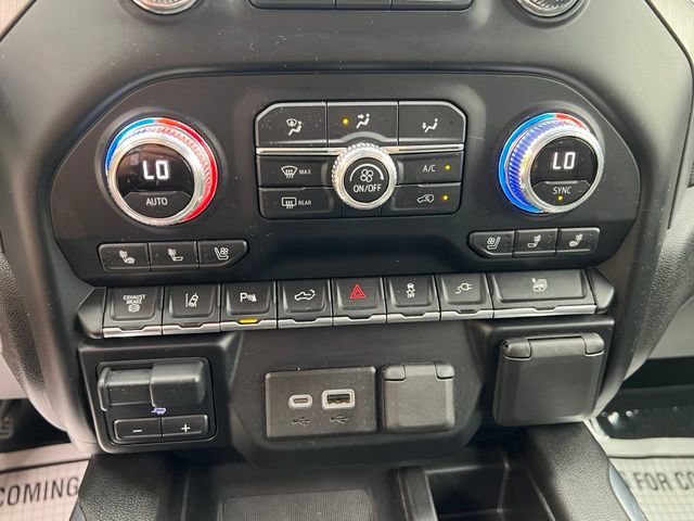 Used 2021 GMC Sierra 3500 Denali w/ Denali Ultimate Package AWD/4WD image 24