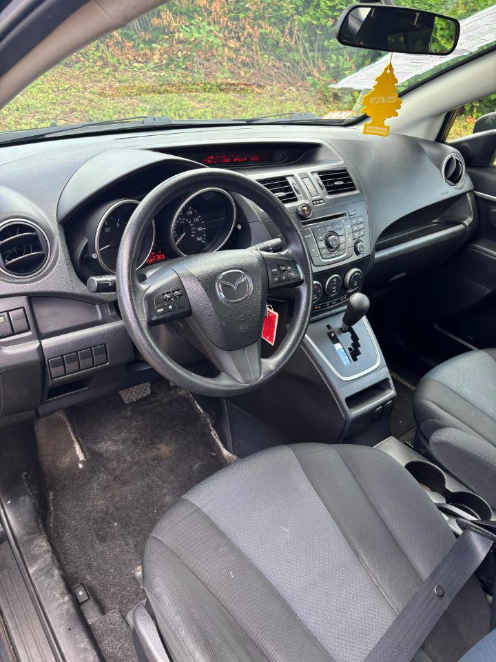 Used 2014 MAZDA MAZDA5 Sport FWD image 17