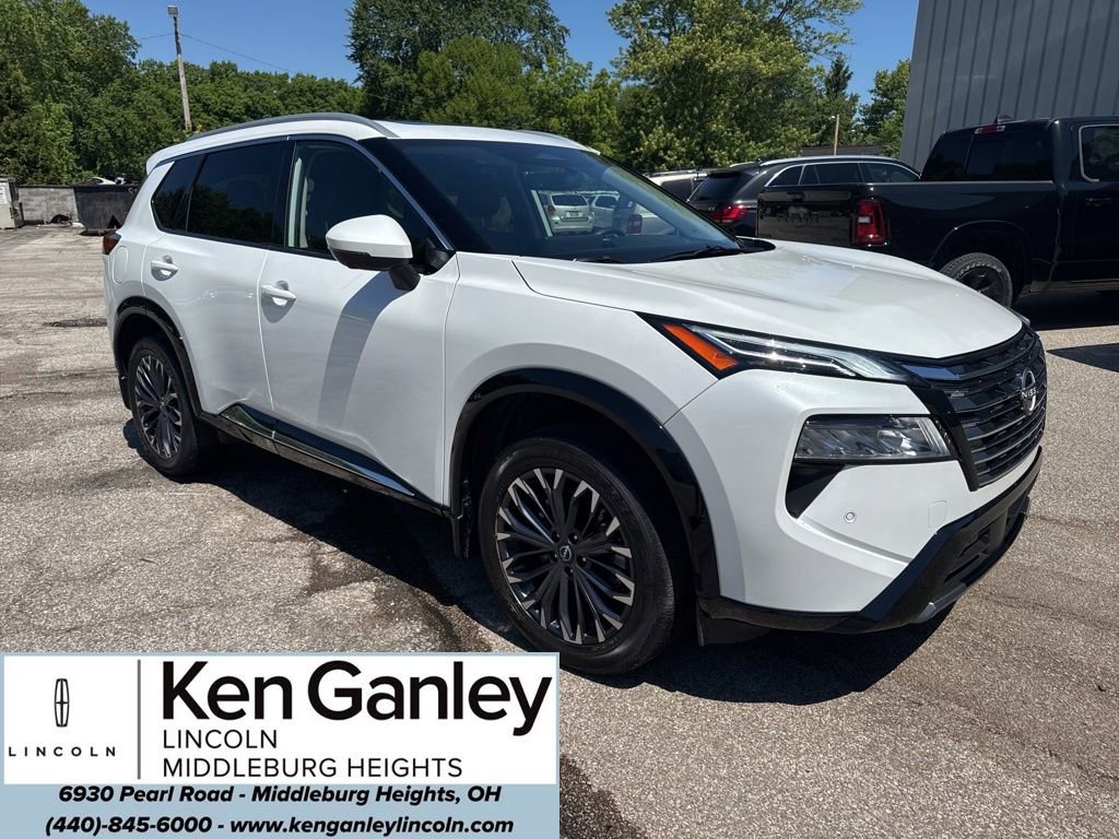 Used 2025 Nissan Rogue Platinum w/ Tech Package AWD/4WD image 1