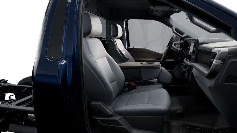 New 2024 Ford F550 4x4 Regular Cab Super Duty image 6