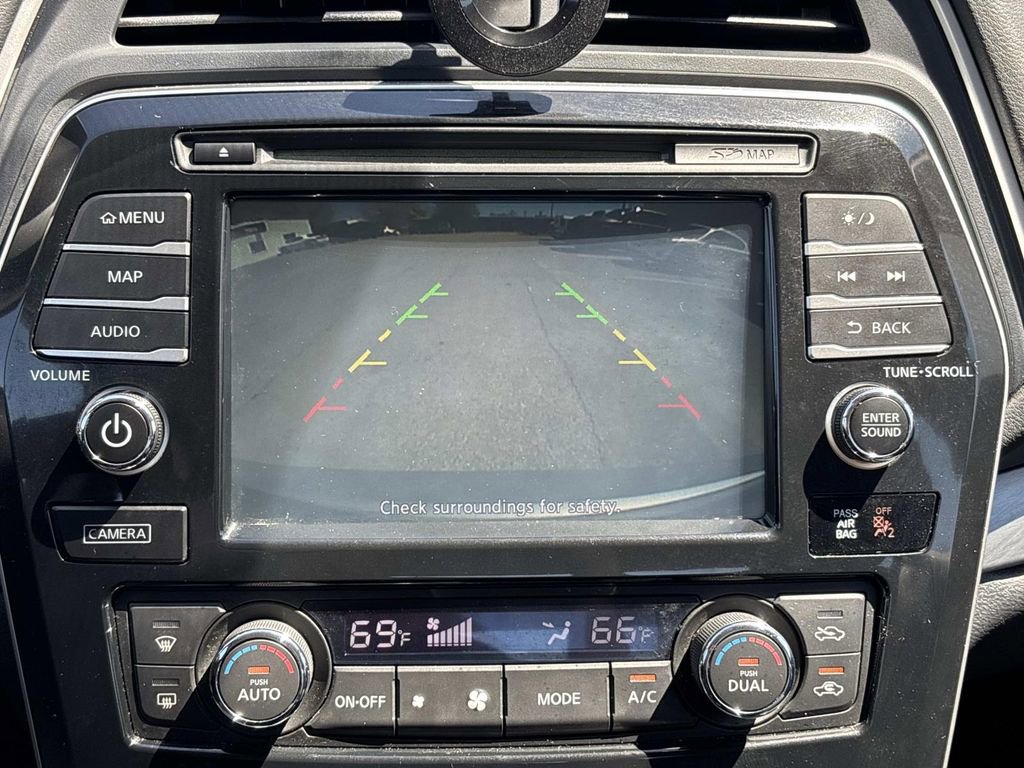 Used 2017 Nissan Maxima 3.5 SV image 19