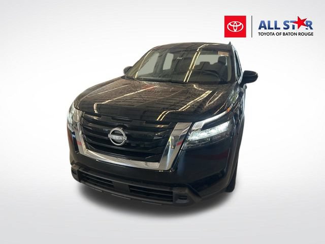 Used 2025 Nissan Pathfinder SV