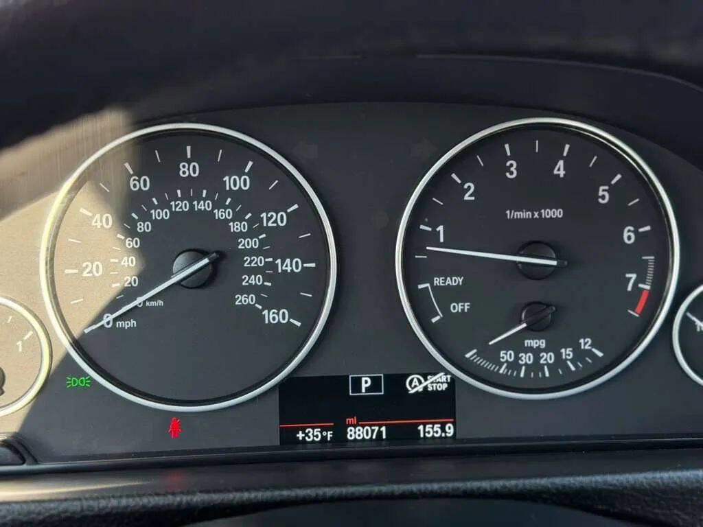 Used 2015 BMW 320i Sedan image 14