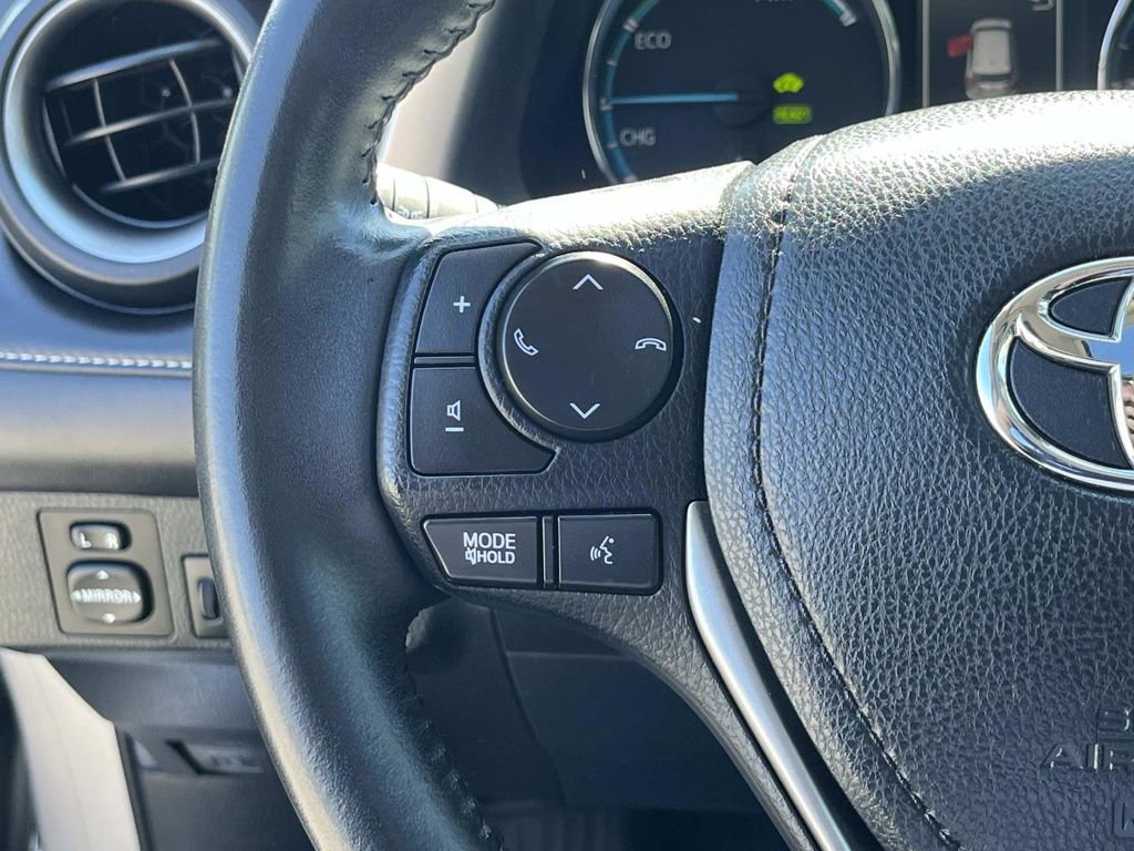 Used 2017 Toyota RAV4 XLE image 29
