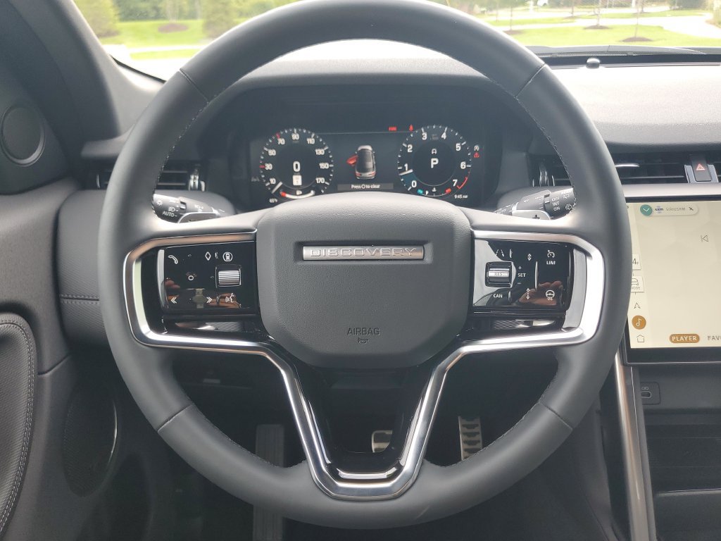 Used 2026 Land Rover Discovery Sport Landmark AWD/4WD image 30