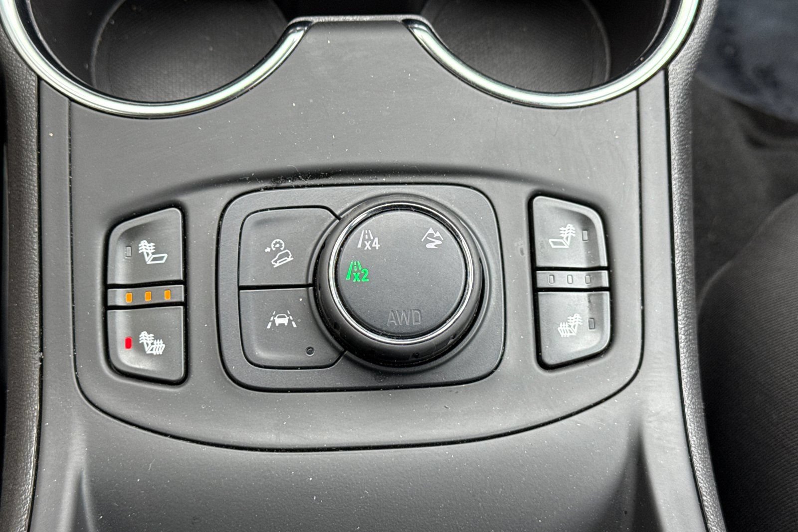 Used 2024 GMC Terrain SLT AWD/4WD image 30