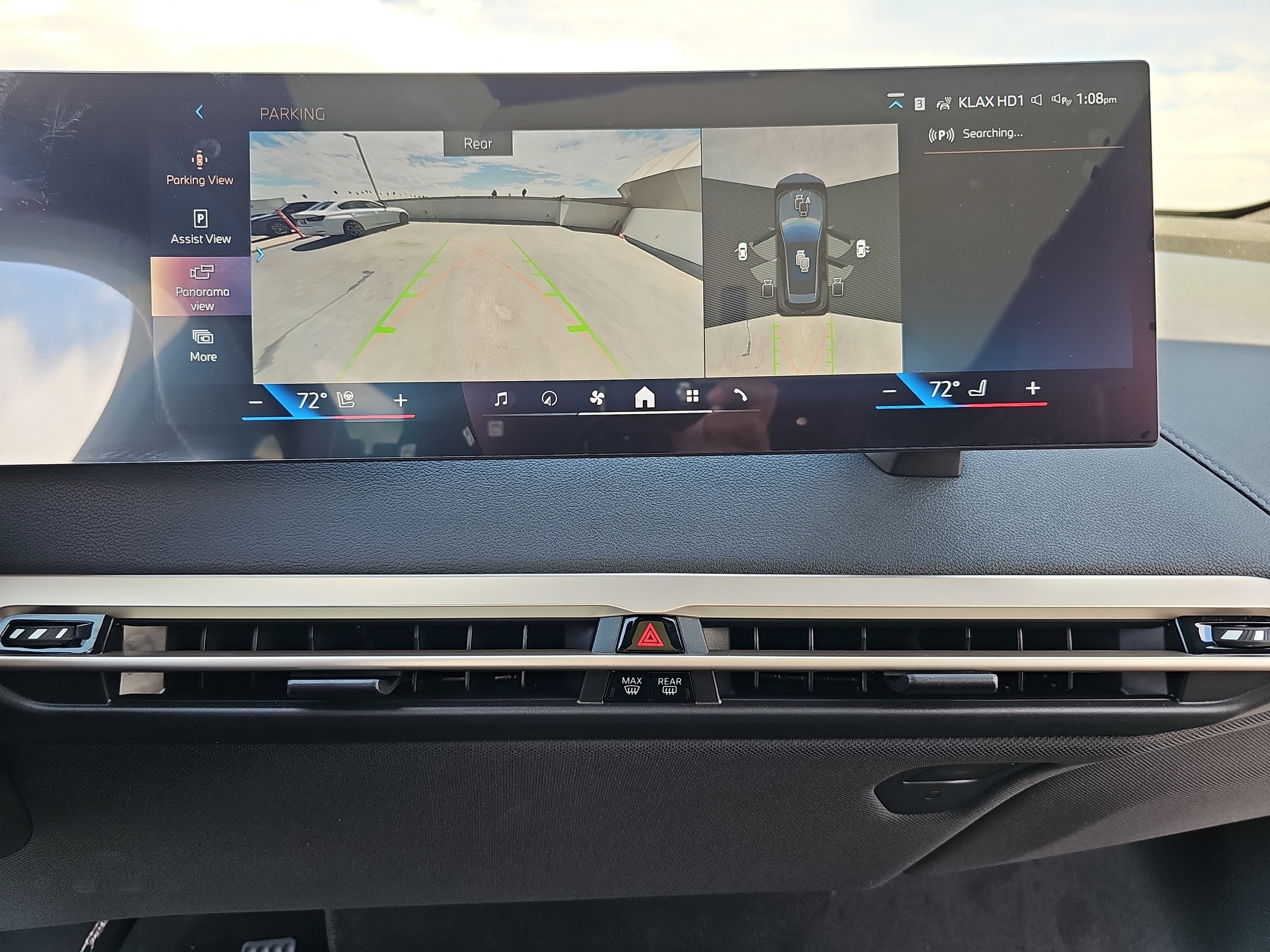 New 2026 BMW iX xDrive60 w/ Premium Package image 23