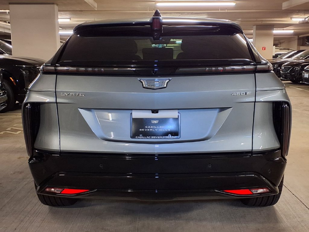 New 2026 Cadillac Lyriq Signature Sport w/ Nappa Leather Package RWD image 9