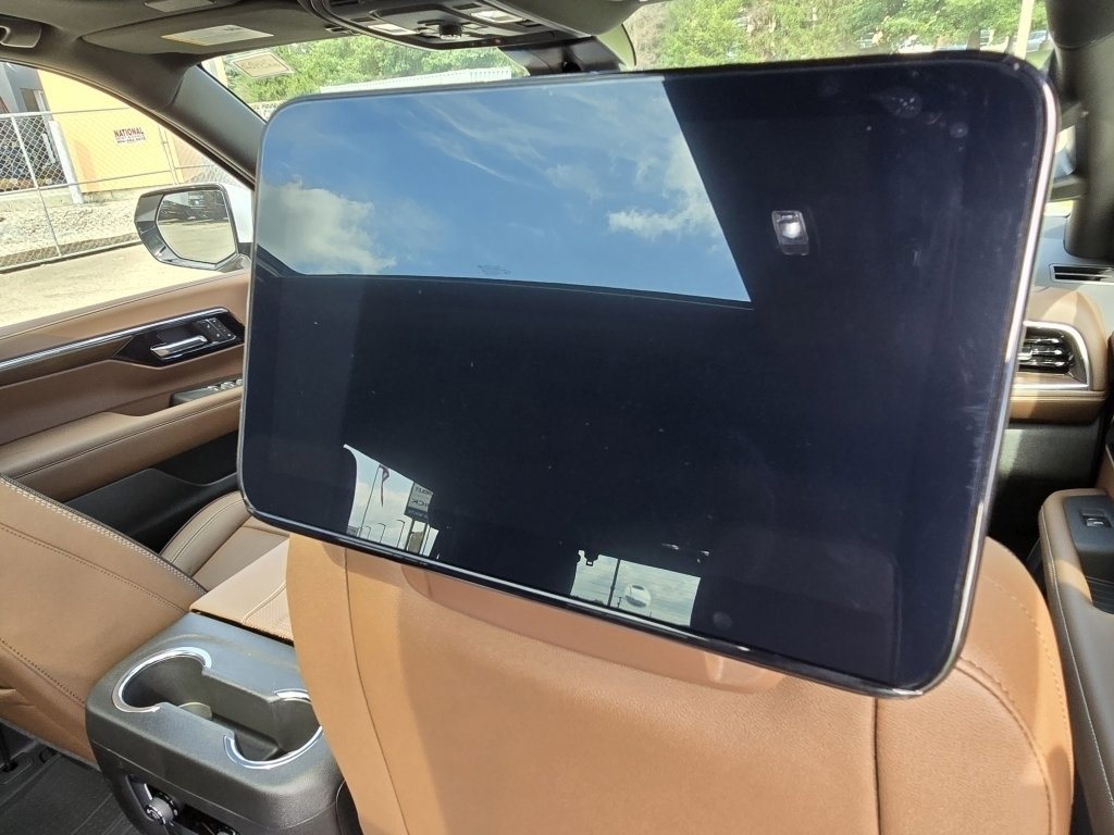 New 2025 Chevrolet Tahoe High Country image 16