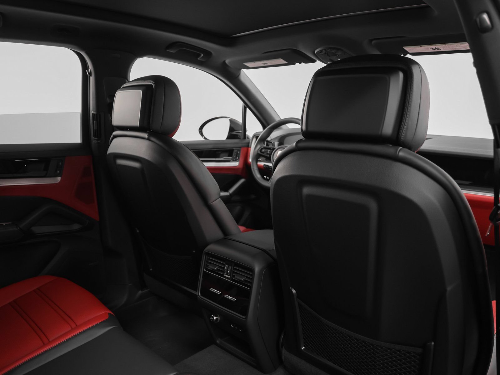 Certified 2026 Porsche Cayenne E-Hybrid AWD/4WD image 27
