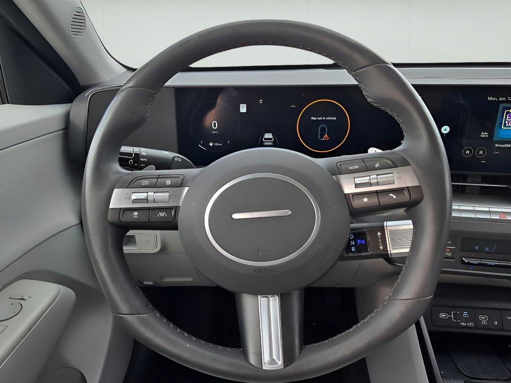 Used 2024 Hyundai Kona Limited image 28