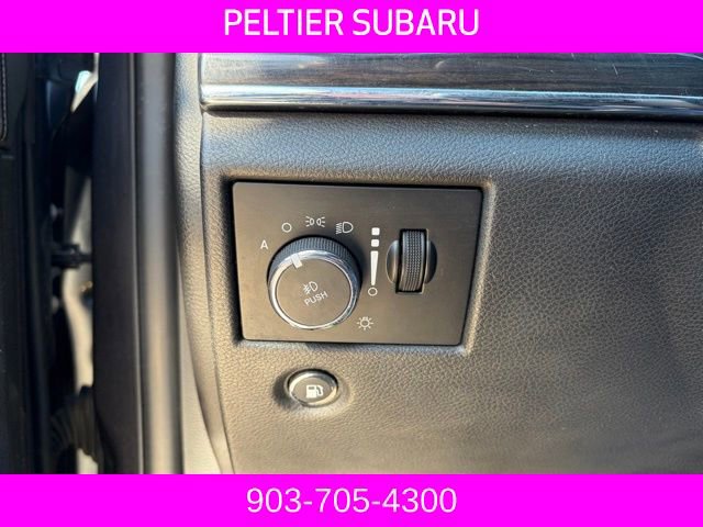 Used 2018 Jeep Grand Cherokee Overland w/ Jeep Active Safety Group image 9