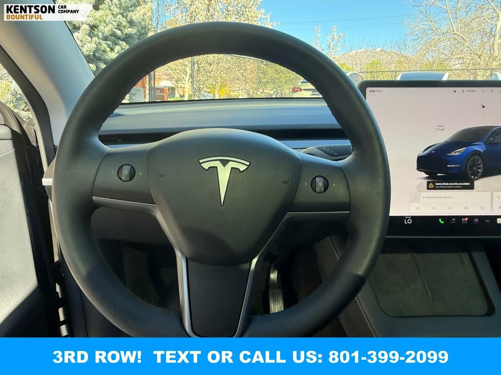 Used 2024 Tesla Model Y Long Range AWD/4WD image 16