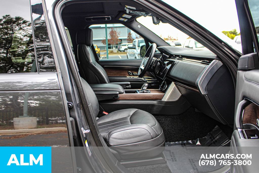 Used 2023 Land Rover Range Rover SE image 21
