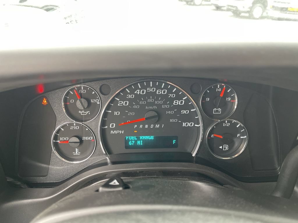 New 2025 Chevrolet Express 3500 w/ Power Convenience Package RWD image 9