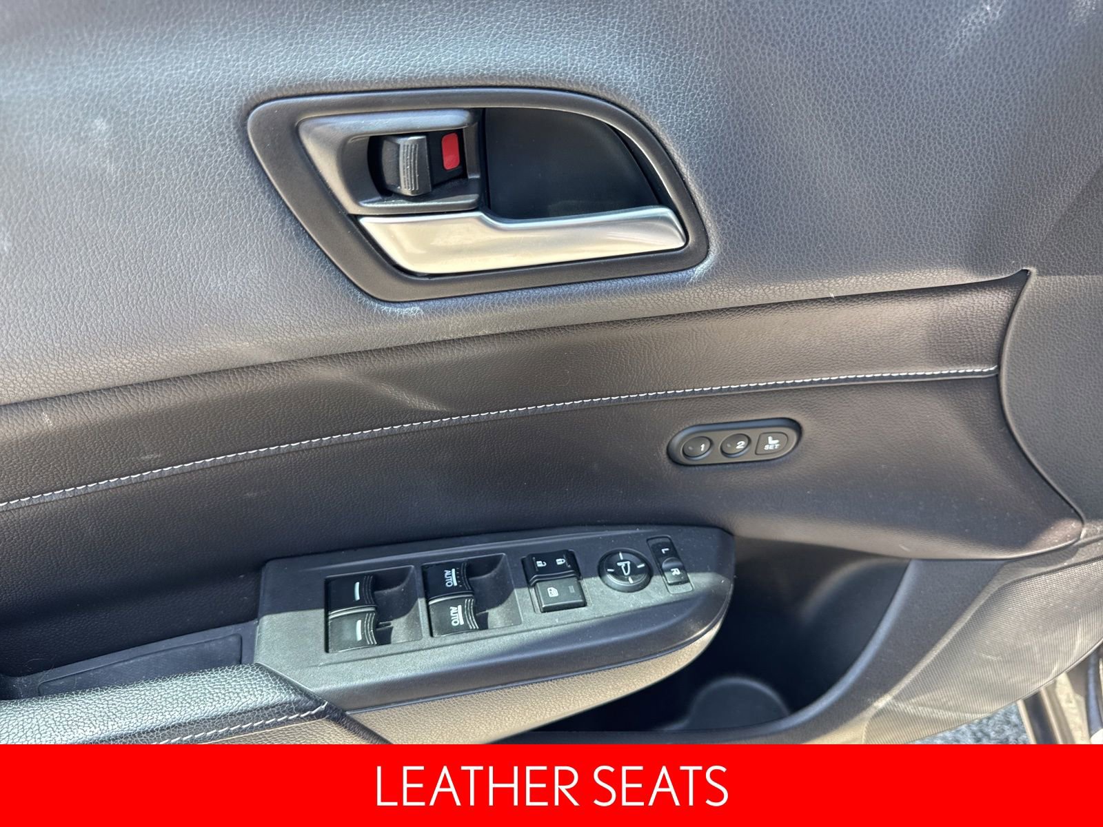 Used 2019 Acura ILX w/ Premium Package FWD image 11