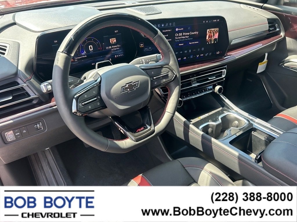 New 2026 Chevrolet Traverse RS w/ LPO, Floor Liner Package image 7