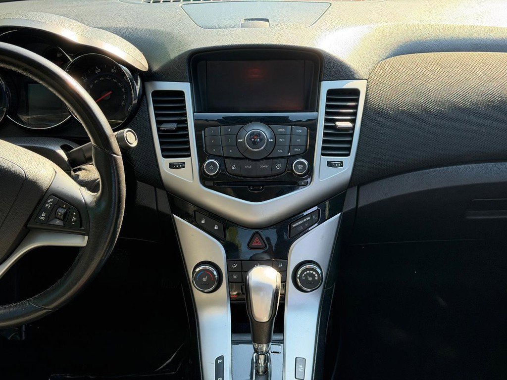 Used 2014 Chevrolet Cruze LT w/ RS Package FWD image 13