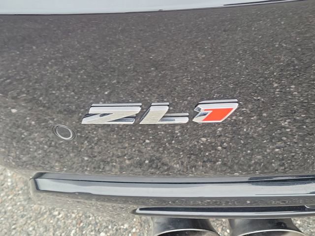 Used 2018 Chevrolet Camaro ZL1 image 7