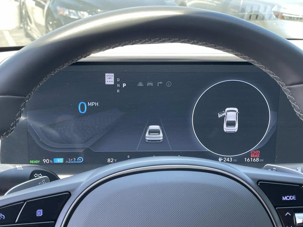 Used 2025 Hyundai Ioniq 6 SEL image 17