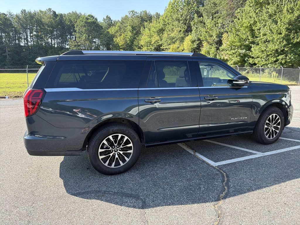 Used 2025 Ford Expedition Max Platinum AWD/4WD image 14