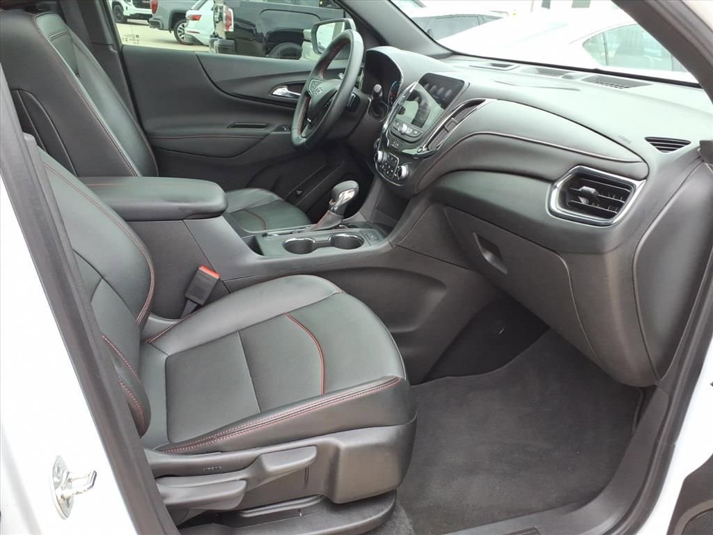 Used 2024 Chevrolet Equinox RS w/ RS Leather Package image 10