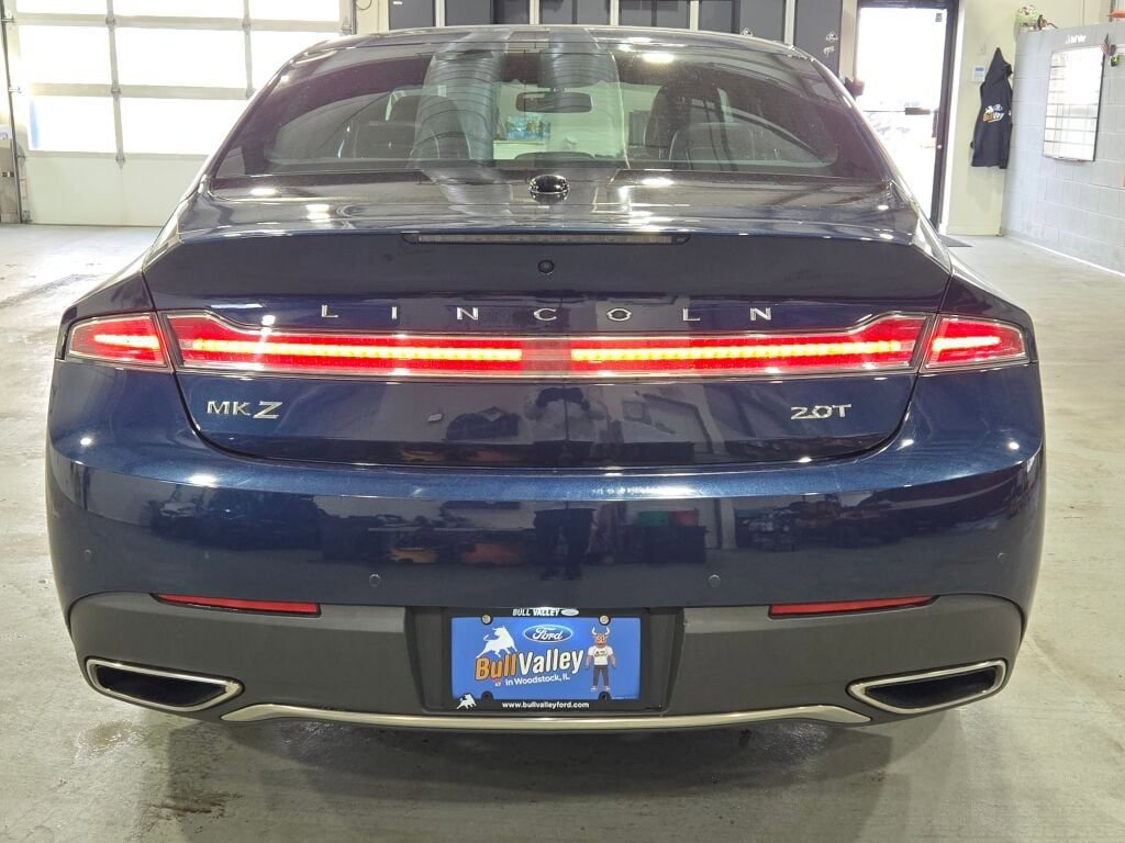 Used 2017 Lincoln MKZ Reserve image 17