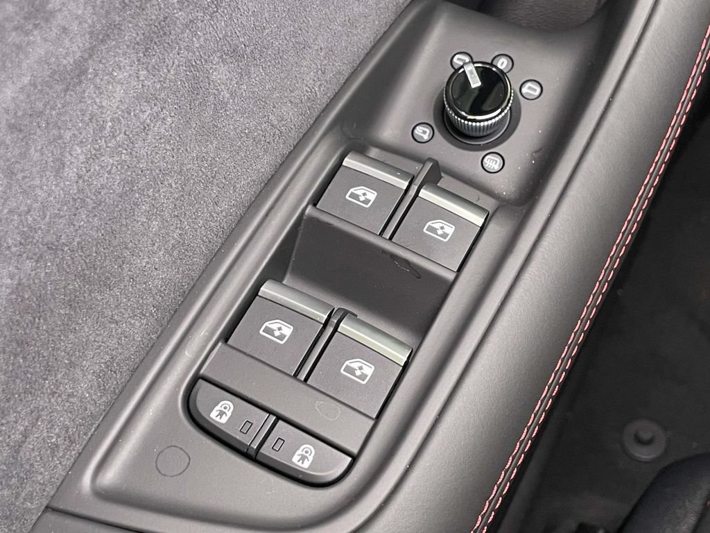 New 2026 Audi SQ8 Prestige AWD/4WD image 38