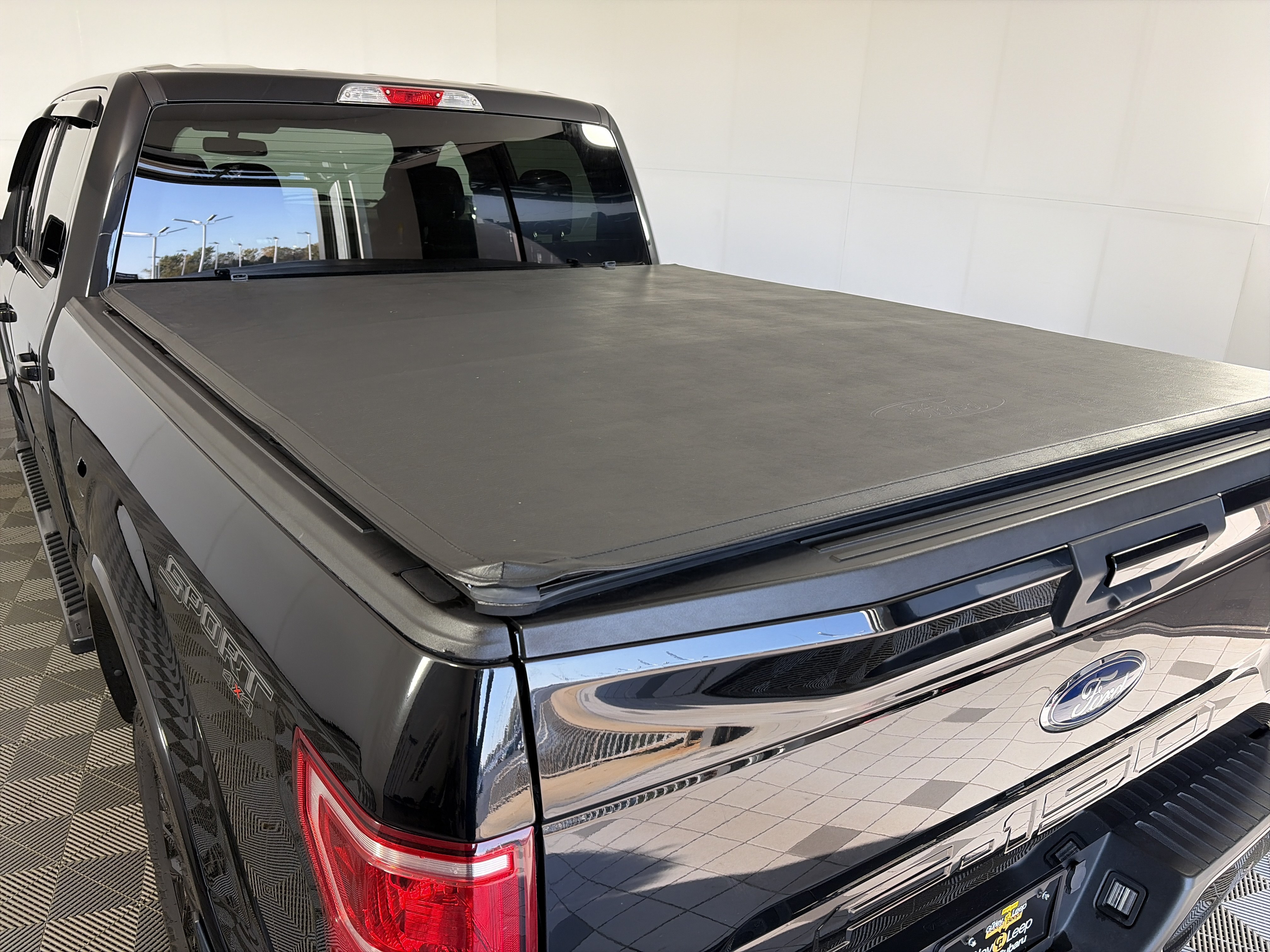 Used 2018 Ford F150 XLT w/ Equipment Group 301A Mid AWD/4WD image 15