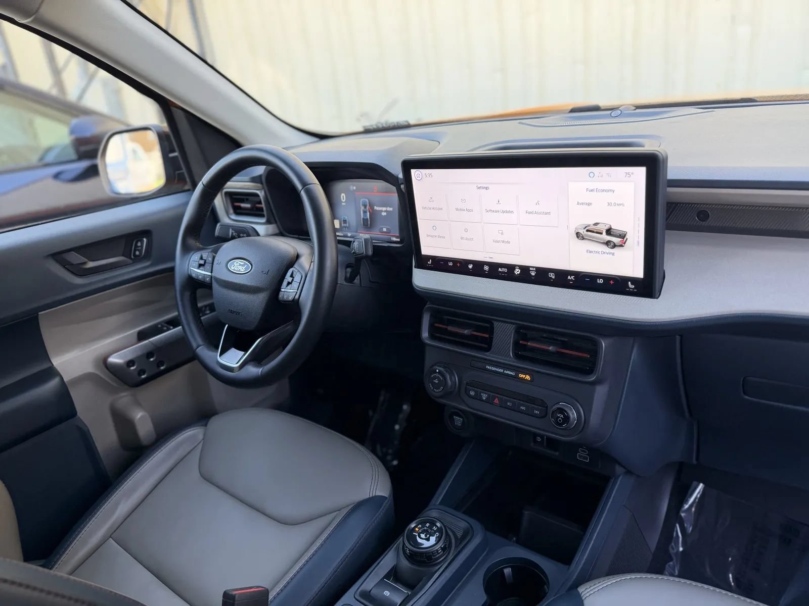 Used 2026 Ford Maverick Lariat w/ 4K Tow Package AWD/4WD image 20