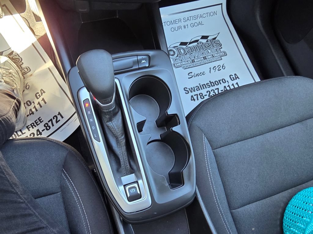 Used 2026 Chevrolet Trax LS w/ LS Convenience Package FWD image 31