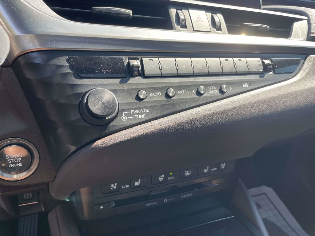 Used 2019 Lexus ES 350 w/ Accessory Package 2 FWD image 24