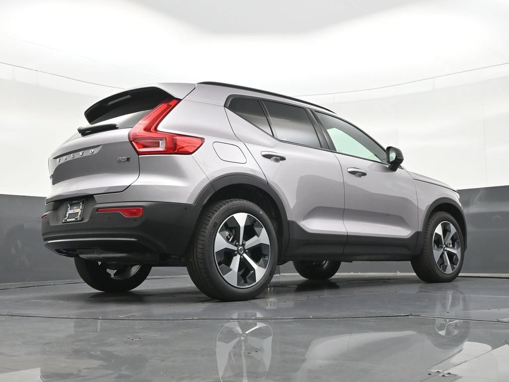 New 2026 Volvo XC40 B5 Plus w/ Climate Package AWD/4WD image 25