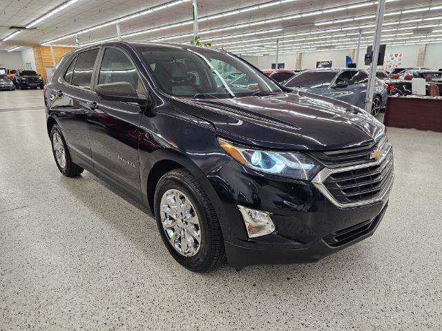 Used 2021 Chevrolet Equinox LS w/ LS Convenience Package FWD image 3