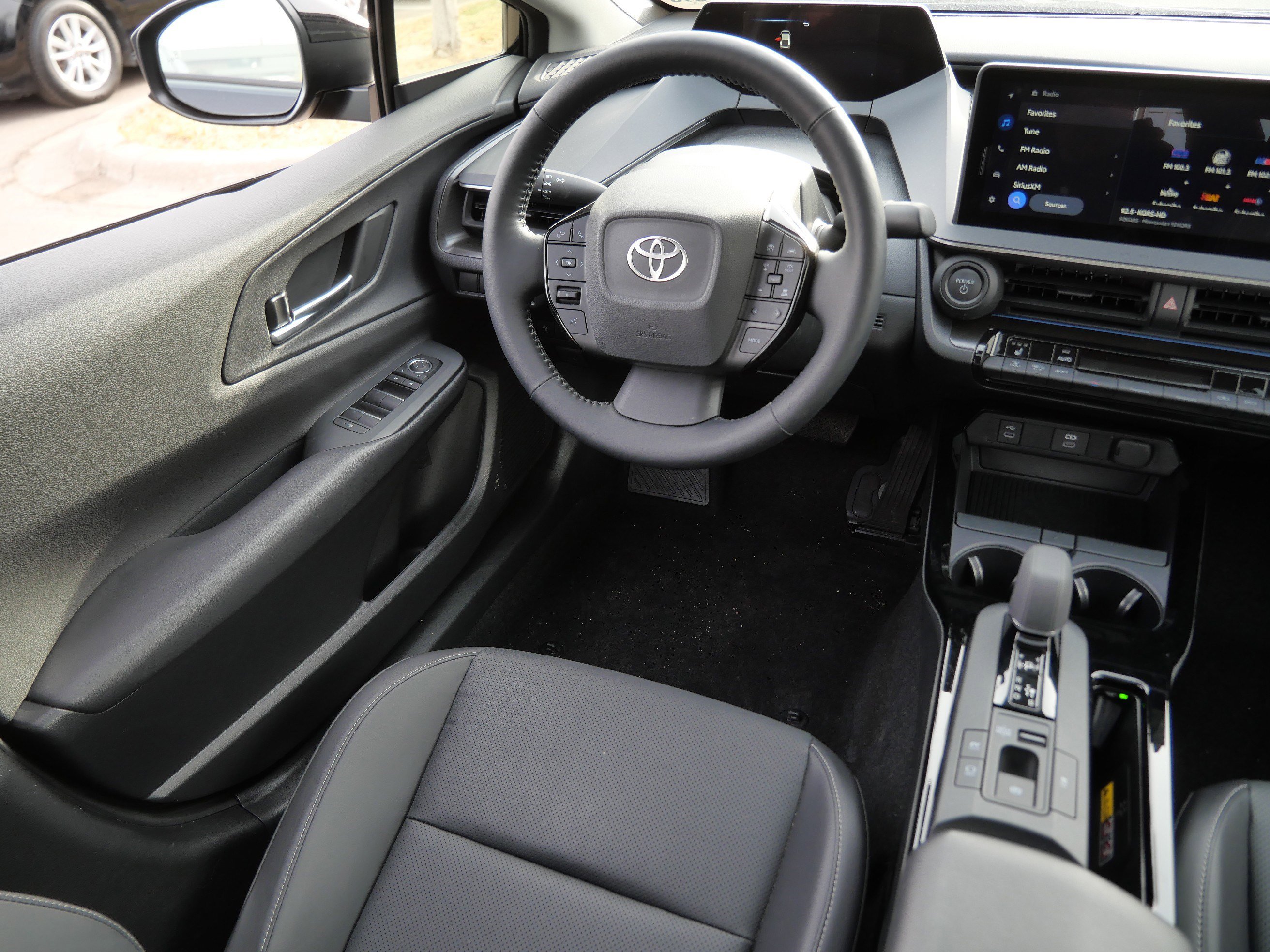 Used 2026 Toyota Prius AWD image 9