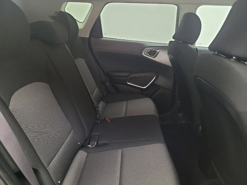 Used 2021 Kia Soul LX FWD image 19