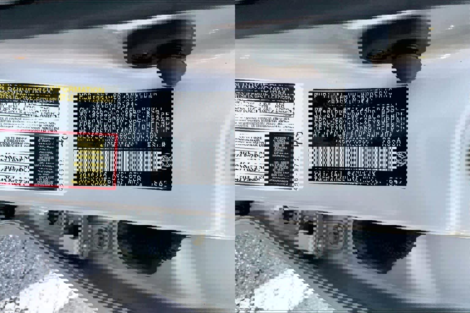 Used 2014 Toyota Camry L image 30