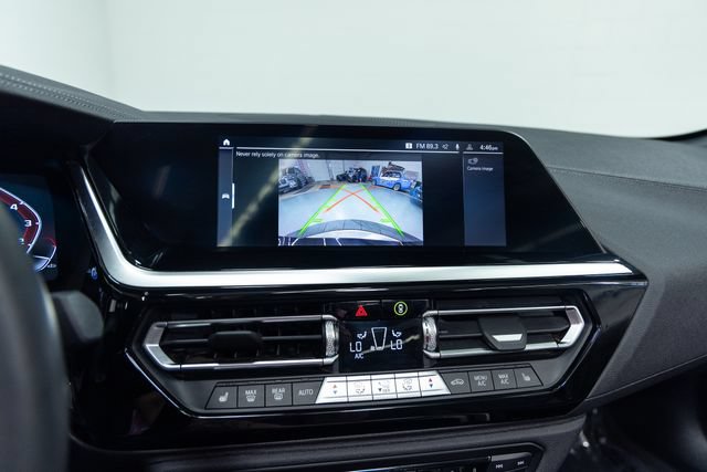 Used 2022 BMW Z4 M40i RWD image 16