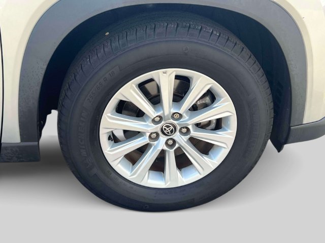 Certified 2025 Toyota Grand Highlander AWD image 14