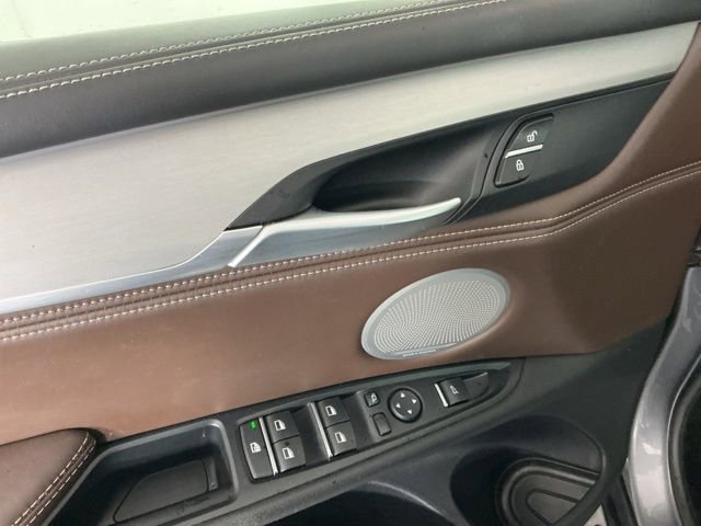 Used 2018 BMW X5 xDrive50i w/ Dynamic Handling Package image 15