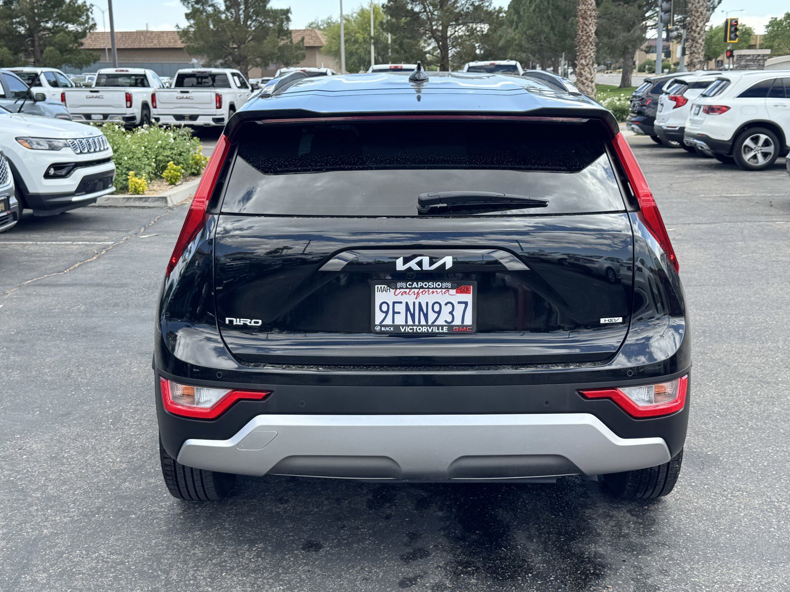 Used 2023 Kia Niro EX image 5