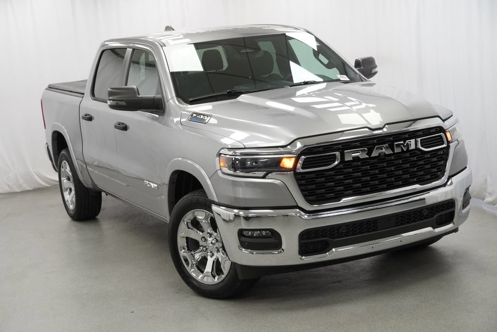 Used 2025 RAM 1500 Big Horn AWD/4WD image 12