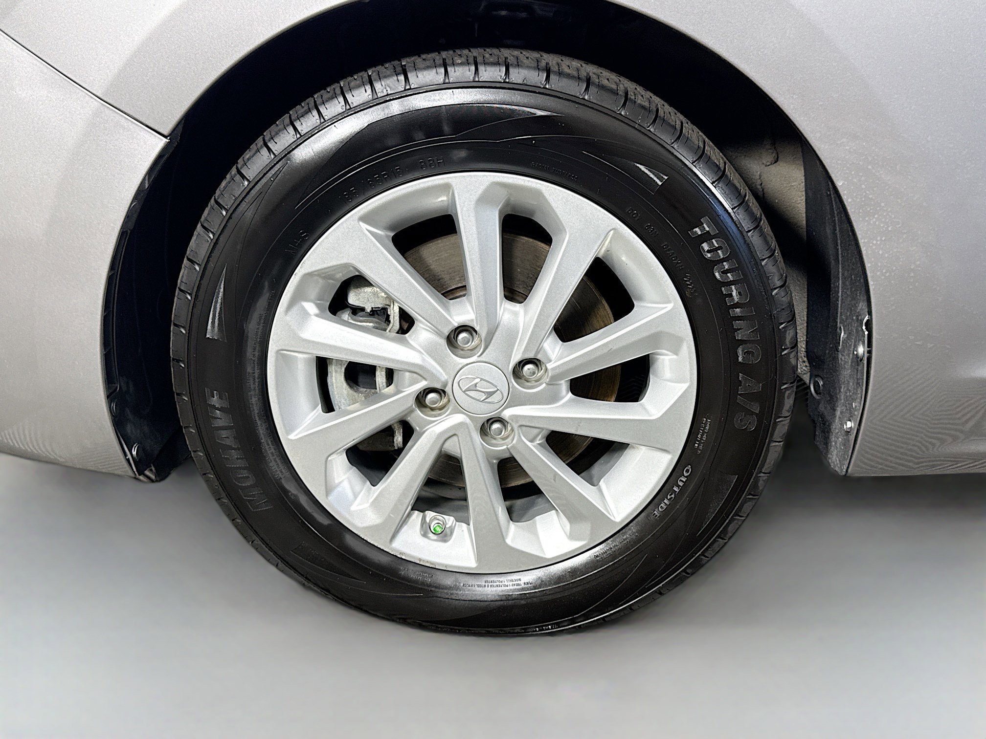 Used 2022 Hyundai Accent SEL image 37